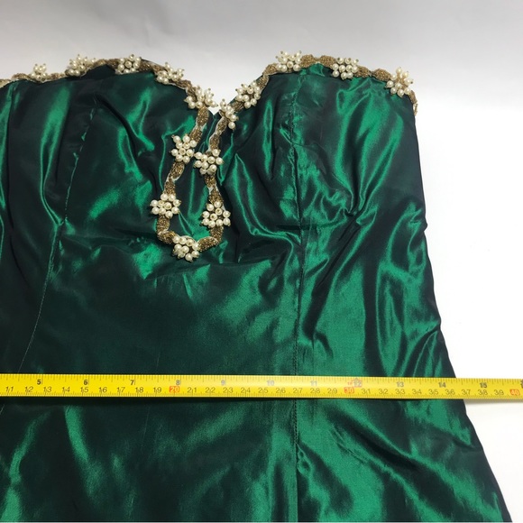 Vintage Hand Made Royal Green Taffeta Beaded Mini Dress with Caplet - Picture 13 of 16